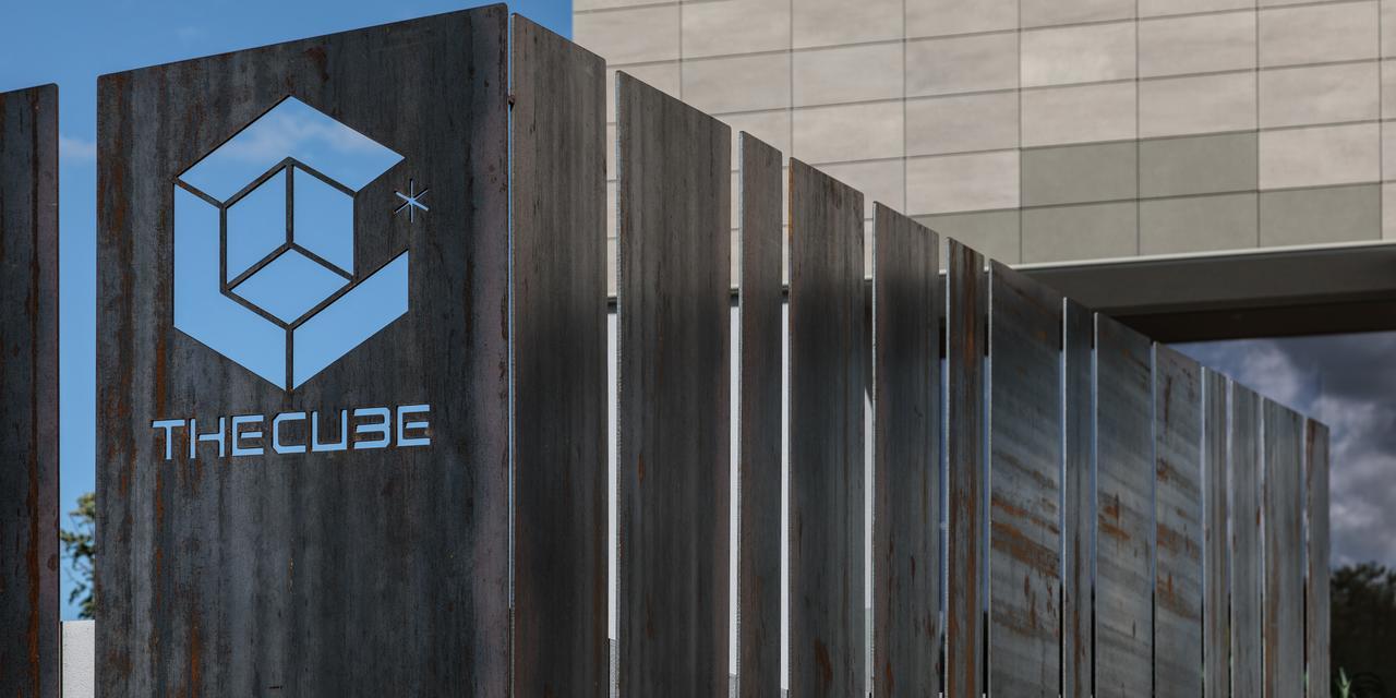 Hotel The Cube Fidenza Exterior photo